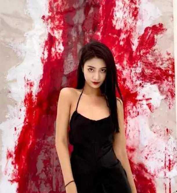 最新女网红吃瓜爆料,最新娱乐圈惊天大瓜，你绝对想不到！